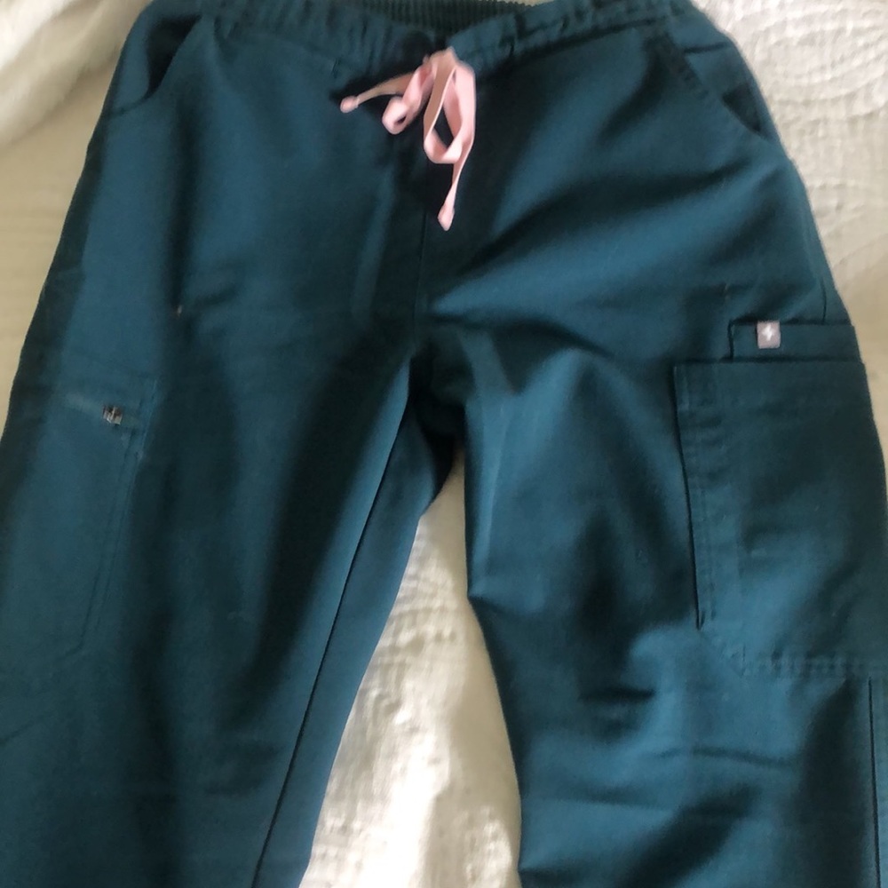 Figs Small Tall Yola Carribean blue